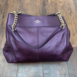 LEXY CHAIN SHOULDER BAG - Metallic Raspberry
